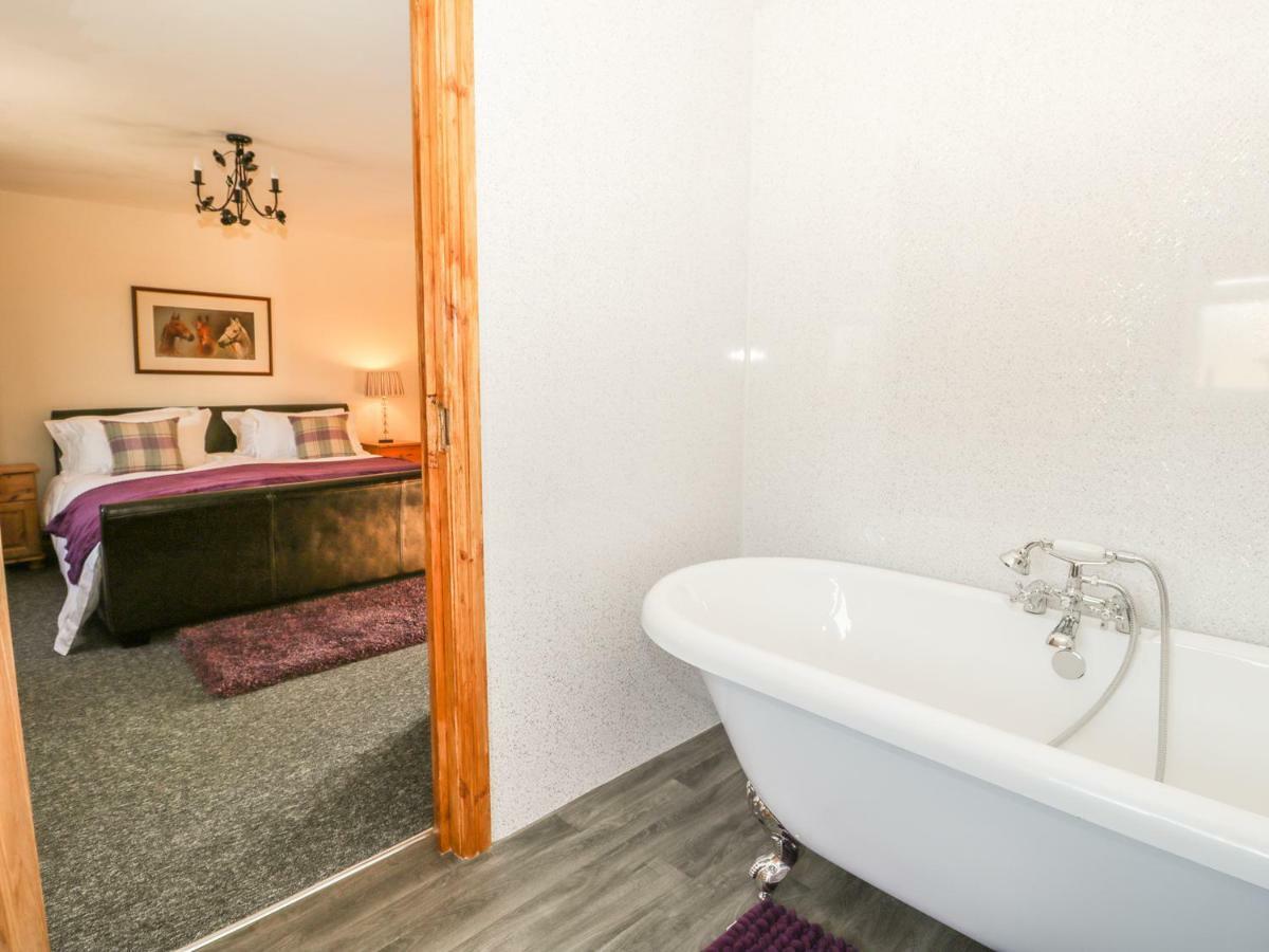 Willow Lodge Brough  Экстерьер фото
